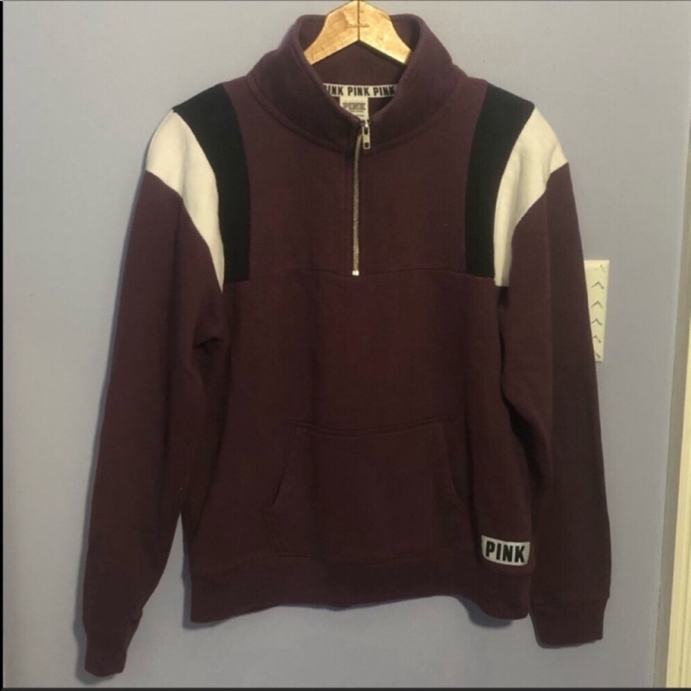 🦋VS Pink quarter zip🦋